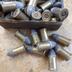 munition 380 ancienne poudre noire deux mod&egrave;les non fonctionnelles trop vieille percussion centrale