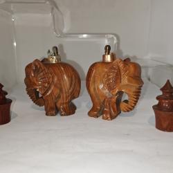 Paire de Briquet de table vintage en bois de 2 Elephants haut 12cm