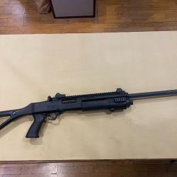 FUSIL A POMPE FABARM PROFESSIONAL STF12 4+1 COUPS 12/76 RAYURES DROITE FREIN DE BOUCHE