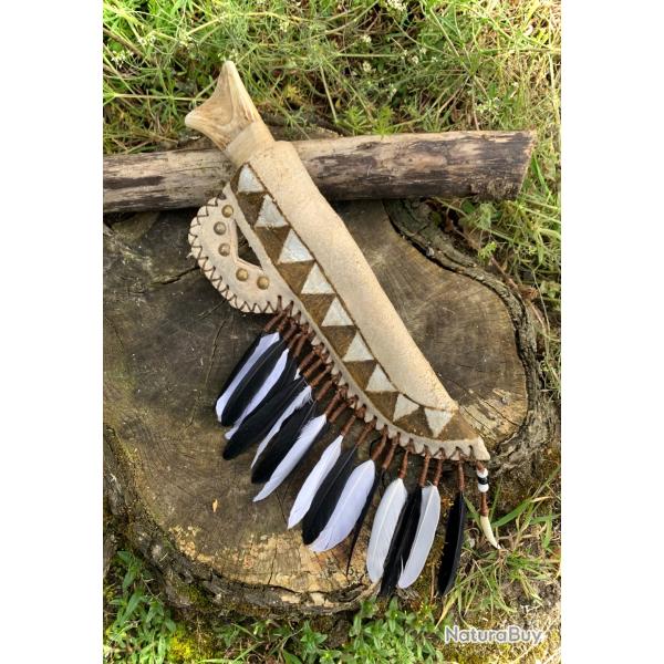 couteau artisanal am�rindien / bois de cerf  / fourreau cuir et peau de cerf