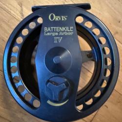 Moulinet mouche Orvis Battenkill 4 Large Arbor , avec 3 bobines , un etui rigide , 3 poches tissus