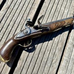 Pistolet &agrave; silex