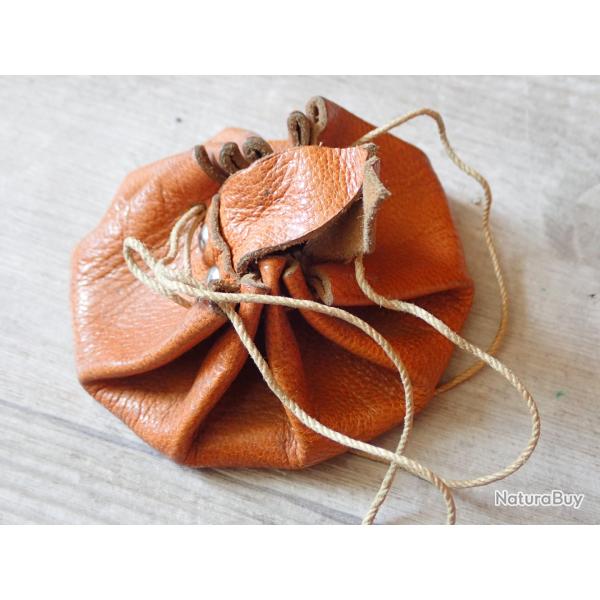 Bourse en cuir pour transport de pi�ces d�tach�es du pistolet suisse P210 et mod�les suivants