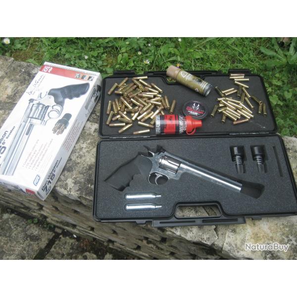 revolver Dan Wesson ASG 715 chrom�, canon long, 4,5mm BB ou diabolos, avec de nombreux accessoires