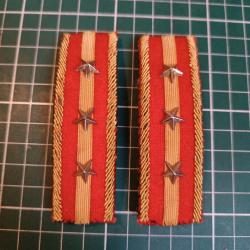 Paire de pattes d'&eacute;paule Japonaises - Capitaine - IJA Type 98 - WW2 Original