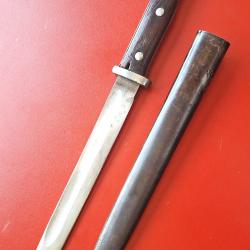 Baionnette prussienne 1917 J.A.Henckels Mod&egrave;le 84-98 2e type tr&egrave;s bon &eacute;tat, avec fourreau .