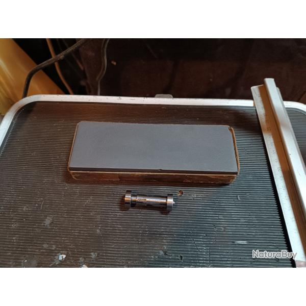 Ensemble aff�tage swiss  bergeon n�2461 outil + pierre double grain pour  tournevis, �choppe