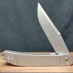 Couteau Dreamtech Lame Clip Point Acier VG-10 Satin Manche Titane Gris Frame Lock DTK4366G