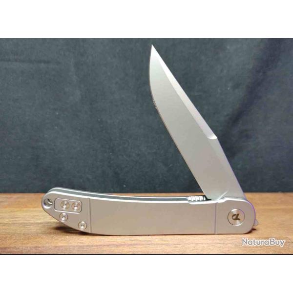 Couteau Dreamtech Lame Clip Point Acier VG-10 Satin Manche Titane Gris Frame Lock DTK4366G