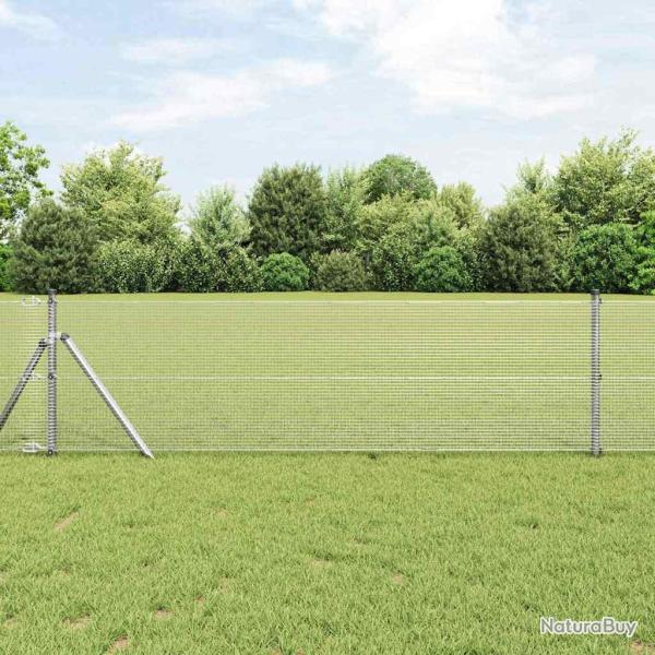 Poteau de cl�ture. Argent� 50 x 0,6 m (maillage de 12 x 12 mm)