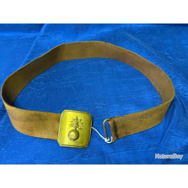 CEINTURON  D'UN �L�VE  DES  BATAILLONS SCOLAIRES  1870