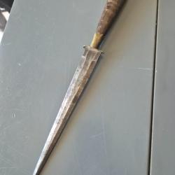 Stylet corse sans foureau