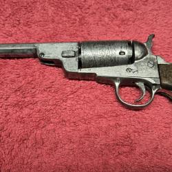 R&eacute;volver Cl&eacute;ment