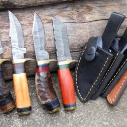 LOT DE 4 Couteau Skinner Damas Lame 256 Couches Manche Bois /Corne / Os Fabric Artisanale Etui CuirA