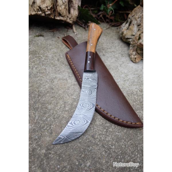 Couteau Skinner Scimitar Lame Acier Damas 256 Couches Manche Bois Etui Cuir Fabric Artisanale 02