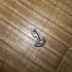 verrou de chargeur de pistolet a blanc a identifier