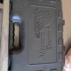 Mallette arme de poing desert eagle magnum research
