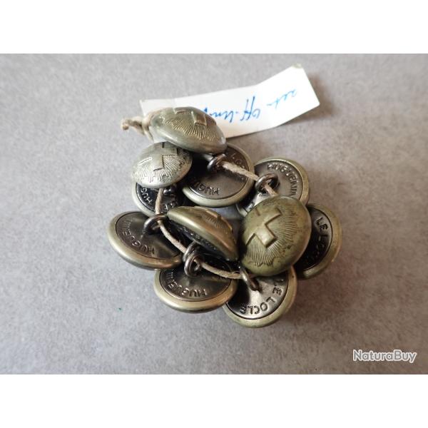 Lot de boutons militaires, m�talliques, avec Croix Suisse
