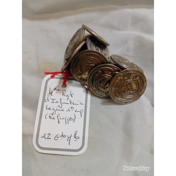 12 boutons du 4e rgt  d'infanterie de ligne REFRAPPE