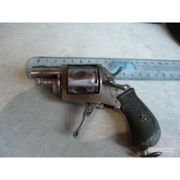 Beau r�volver allemand en calibre 320 avec suret� lat�rale. Poin�on de la fabrique d'Utrecht