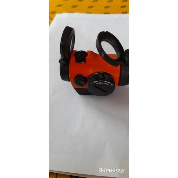 Vends point rouge Aimpoint H2 2MOA servi 2 saisons comme neuf avec boite et clef de reglage