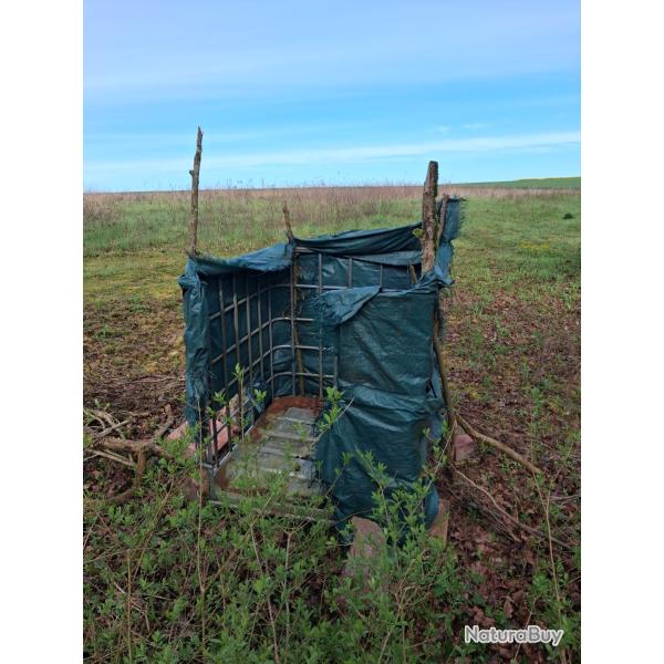 Cage id�ale pour cr�er un poste de chasse