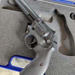 Smith et Wesson 586 6 pouces umarex CO2 4.5