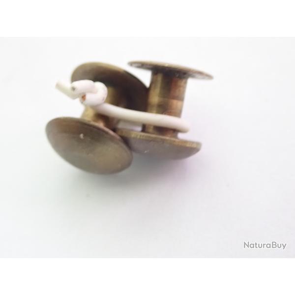 Lot de 2 Boutons dor�s / rivets de bretelle, ou jugulaire de casque