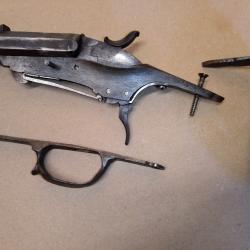 Pour pi&egrave;ces :Canon octogonal et son m&eacute;canisme de d&eacute;tente/percussion ( XIX Si&egrave;cle)