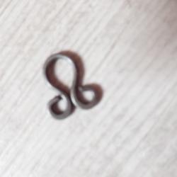 Crochet, anneau &agrave; coudre.  Pour restauration