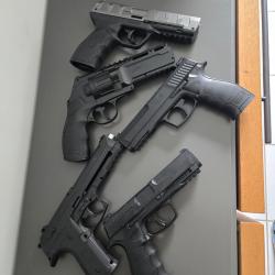 lot de pistolets pour pi&egrave;ces