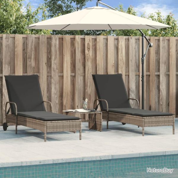 Chaises longues avec coussins lot de 2 gris r�sine tress�e alsavelo