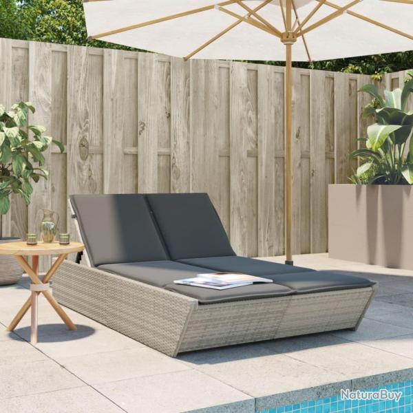 Chaise longue double avec coussins gris clair r�sine tress�e