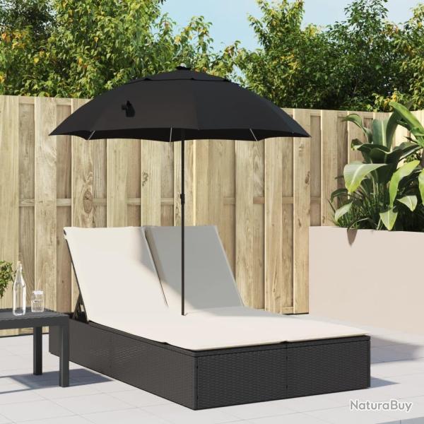 Chaise longue double et coussins et parasol noir r�sine tress�e