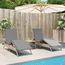 Chaises longues lot de 2 avec table beige r&eacute;sine tress&eacute;e