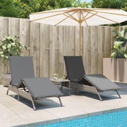Chaises longues lot de 2 avec table gris r&eacute;sine tress&eacute;e