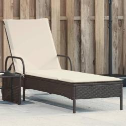 Chaise longue avec roues et coussin noir r&eacute;sine tress&eacute;e