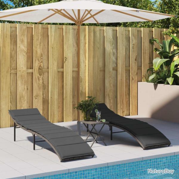 Chaises longues lot de 2 avec coussins gris r�sine tress�e