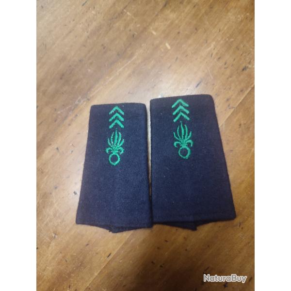 Fourreaux D'�paule L�gion �trang�re