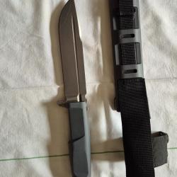 VENDS COUTEAU EXTREMA-RATIO