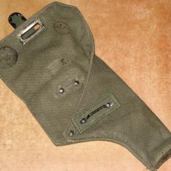 Indochine-Alg&eacute;rie : ensemble d'&eacute;quipements en toile type TAP pour pistolet MAC 50.