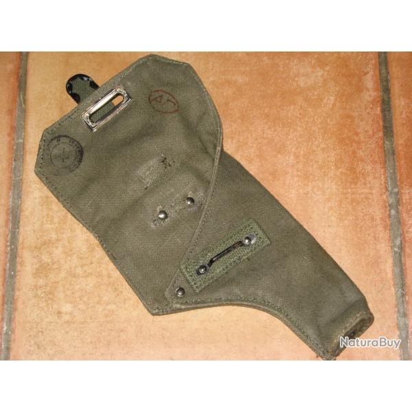 Indochine-Alg�rie : ensemble d'�quipements en toile type TAP pour pistolet MAC 50.