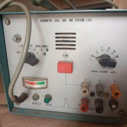 Radiam&egrave;tre A.R.A DUK 806 vintage - appareil scientifique ancien - aiguille fonctionnelle -