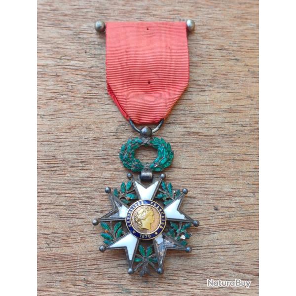 Croix de Chevalier de la L�gion d'Honneur - 3�me R�publique - argent massif