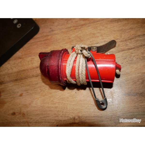 Lampe de Survie COLVIN-SOCLUM BOAT'S Model 8 de Pilote US WW2 (boitier vide)
