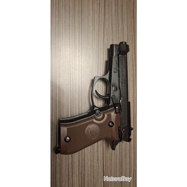 BERETTA M84FS CO2 BLOWBACK BILLES ACIER DE 4,5mm 3 JOULES