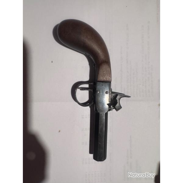 Pistolet tr�s jolie ancien