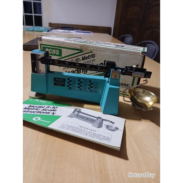 Balance rcbs mod�le 5 10. Neuve. Compl�te. Pas lee lyman doseuse poudre pas presse rc rs jr
