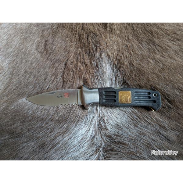 Vintage New in Box Al-mar medium SERE Folding knife.