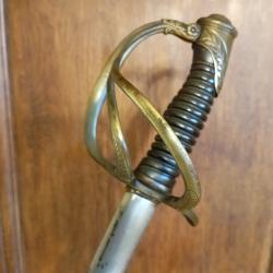 Sabre d'officier de cavalerie l&eacute;g&egrave;re Mle 1883Couleaux &agrave; Klingenthal